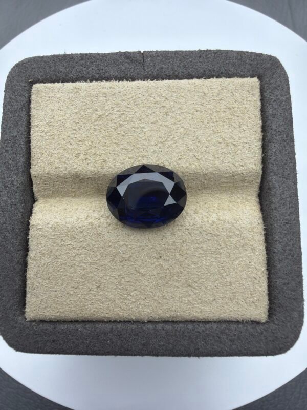 8.32ct Natural Blue Sapphire (H)